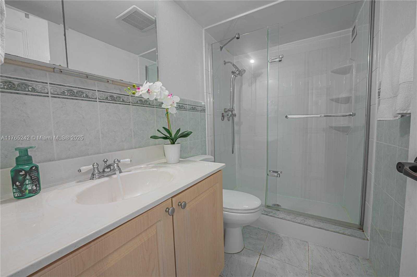 Small Image of 2030 SOUTH OCEAN DR #2204, Hallandale Beach Number 26
