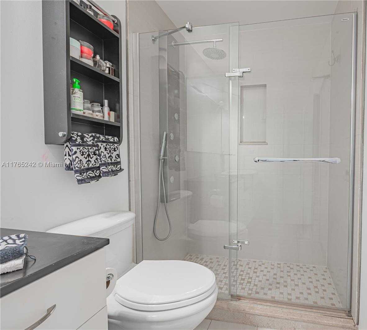 Small Image of 2030 SOUTH OCEAN DR #2204, Hallandale Beach Number 47