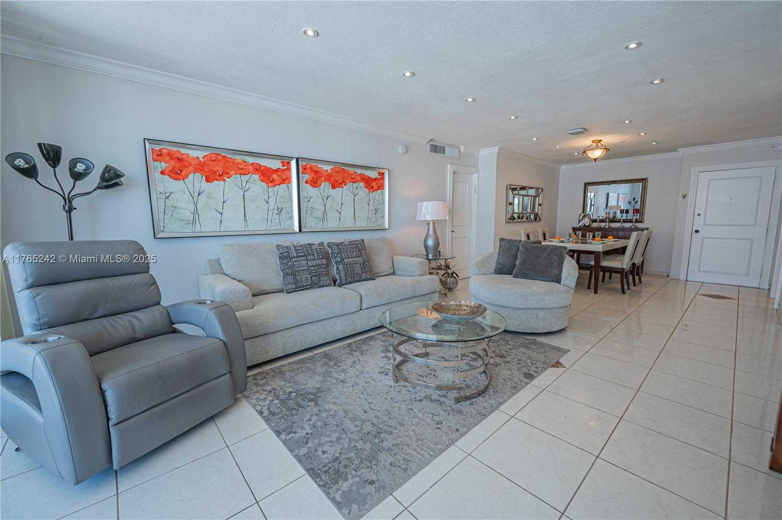 Small Image of 2030 SOUTH OCEAN DR #2204, Hallandale Beach Number 9