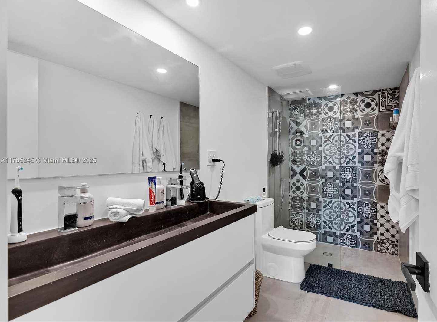 Small Image of 4000 NORTH EAST 170TH ST #300, North Miami Beach Number 21