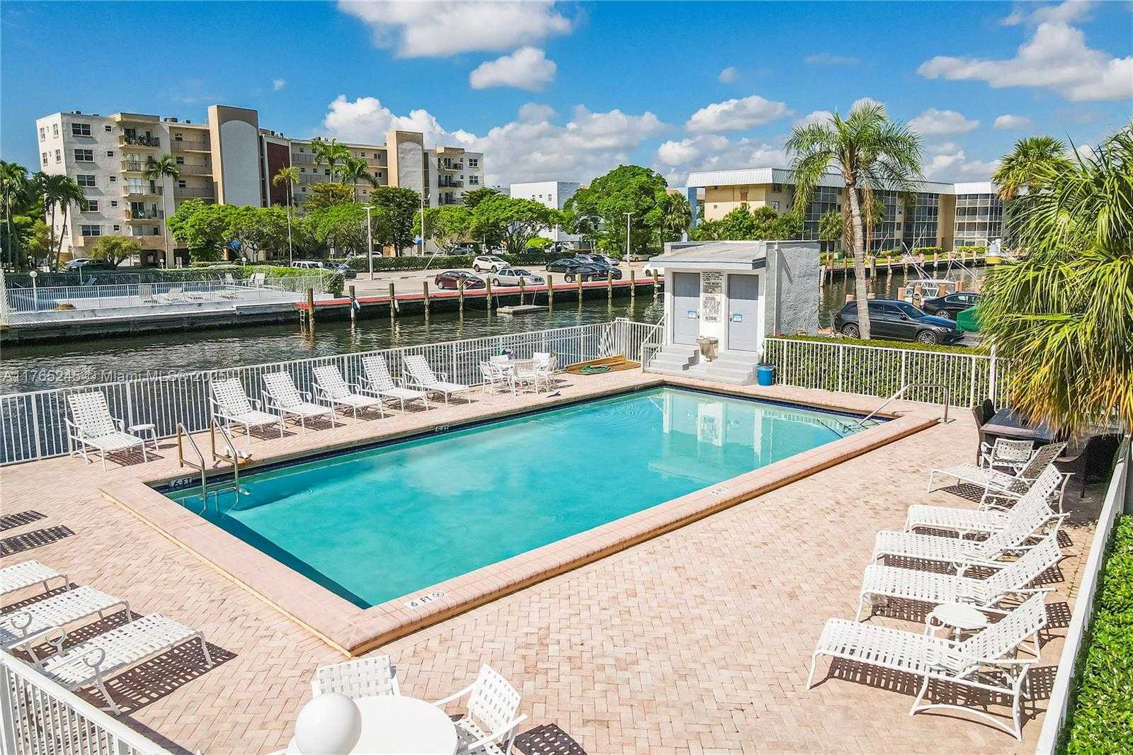 Small Image of 4000 NORTH EAST 170TH ST #300, North Miami Beach Number 31