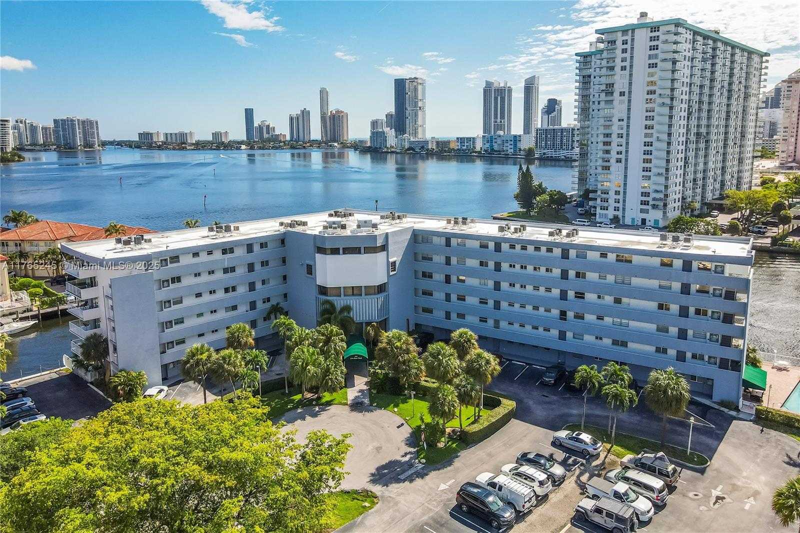 Small Image of 4000 NORTH EAST 170TH ST #300, North Miami Beach Number 33