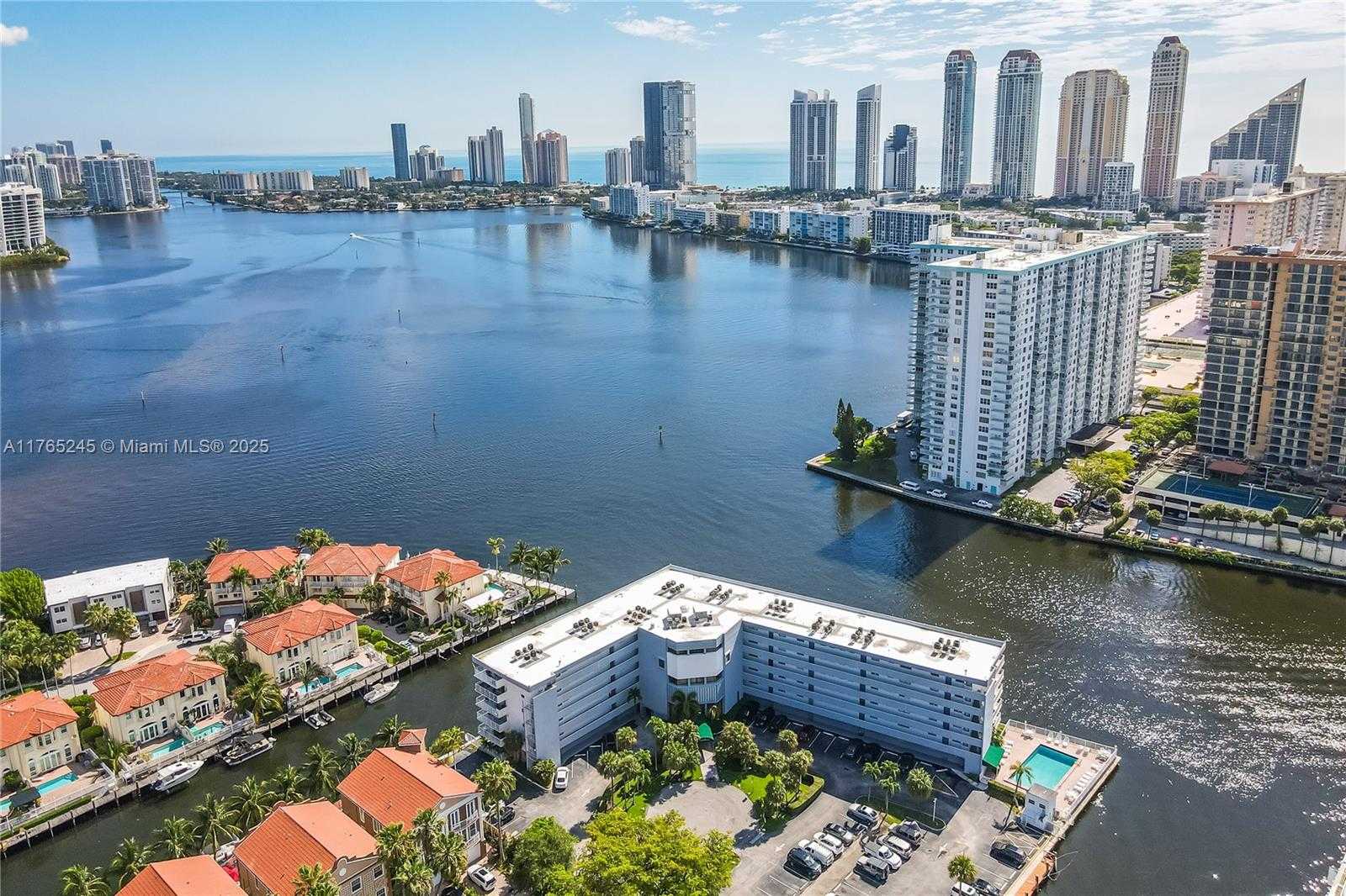 Small Image of 4000 NORTH EAST 170TH ST #300, North Miami Beach Number 35
