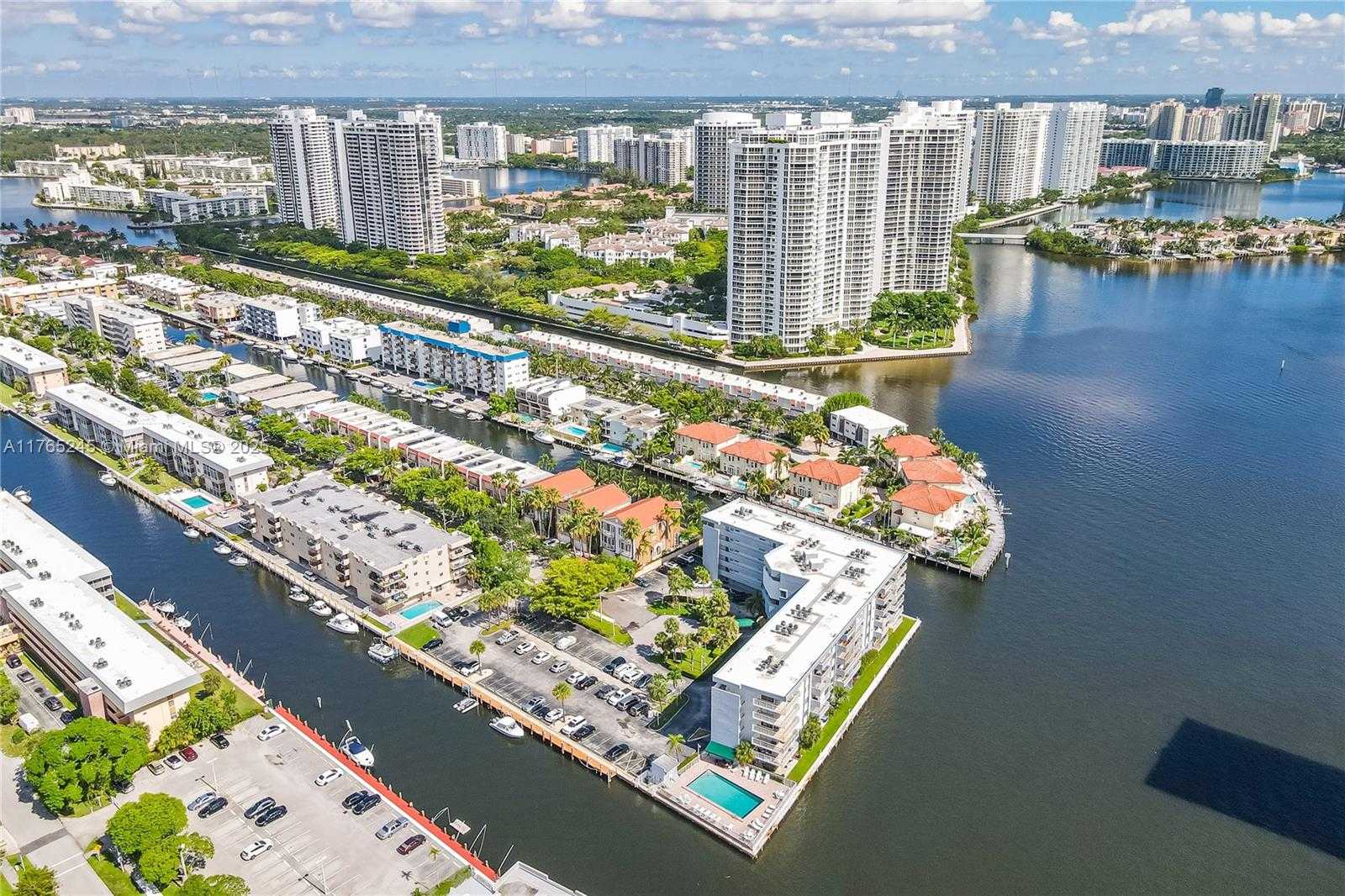 Small Image of 4000 NORTH EAST 170TH ST #300, North Miami Beach Number 4