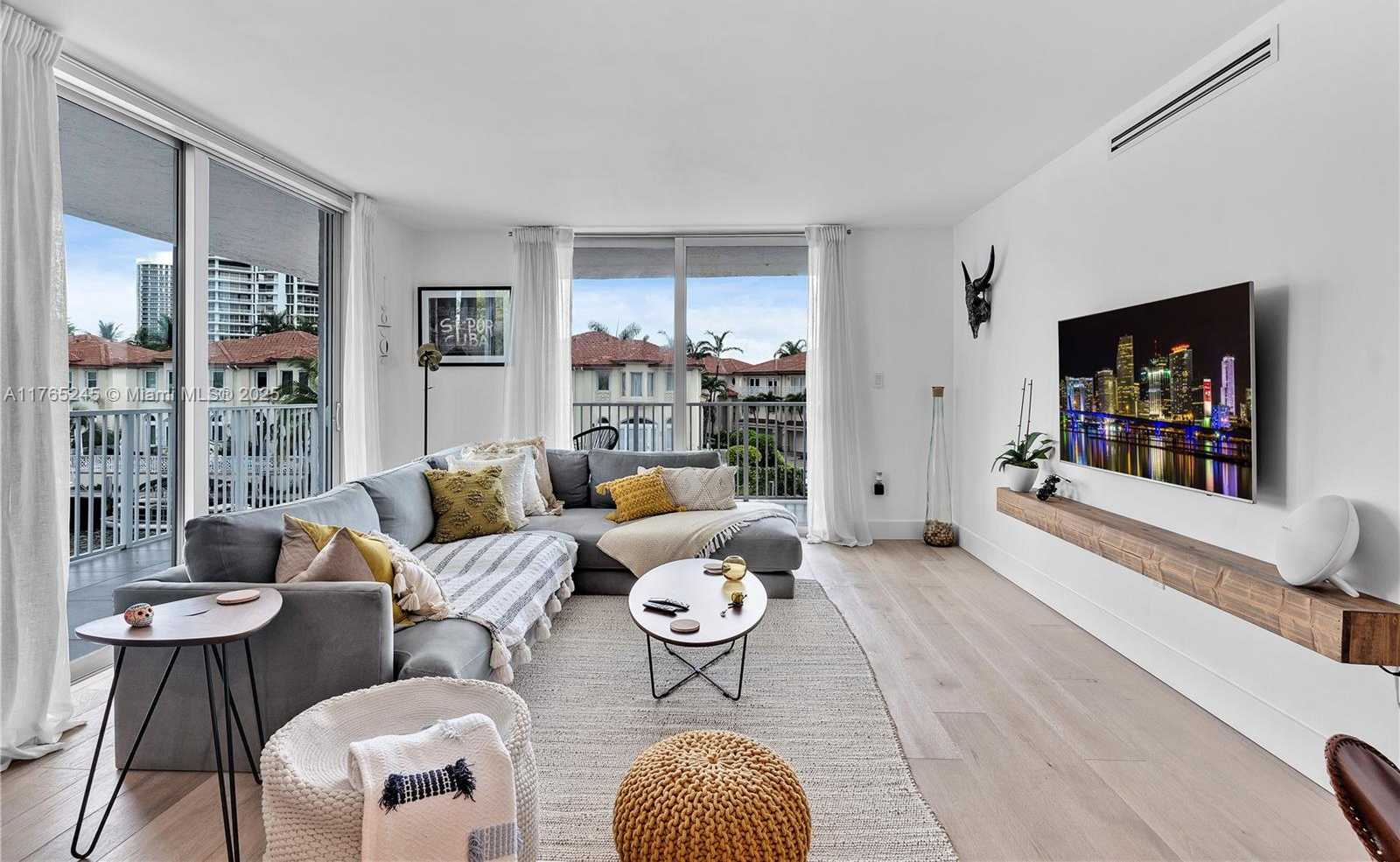 Small Image of 4000 NORTH EAST 170TH ST #300, North Miami Beach Number 5