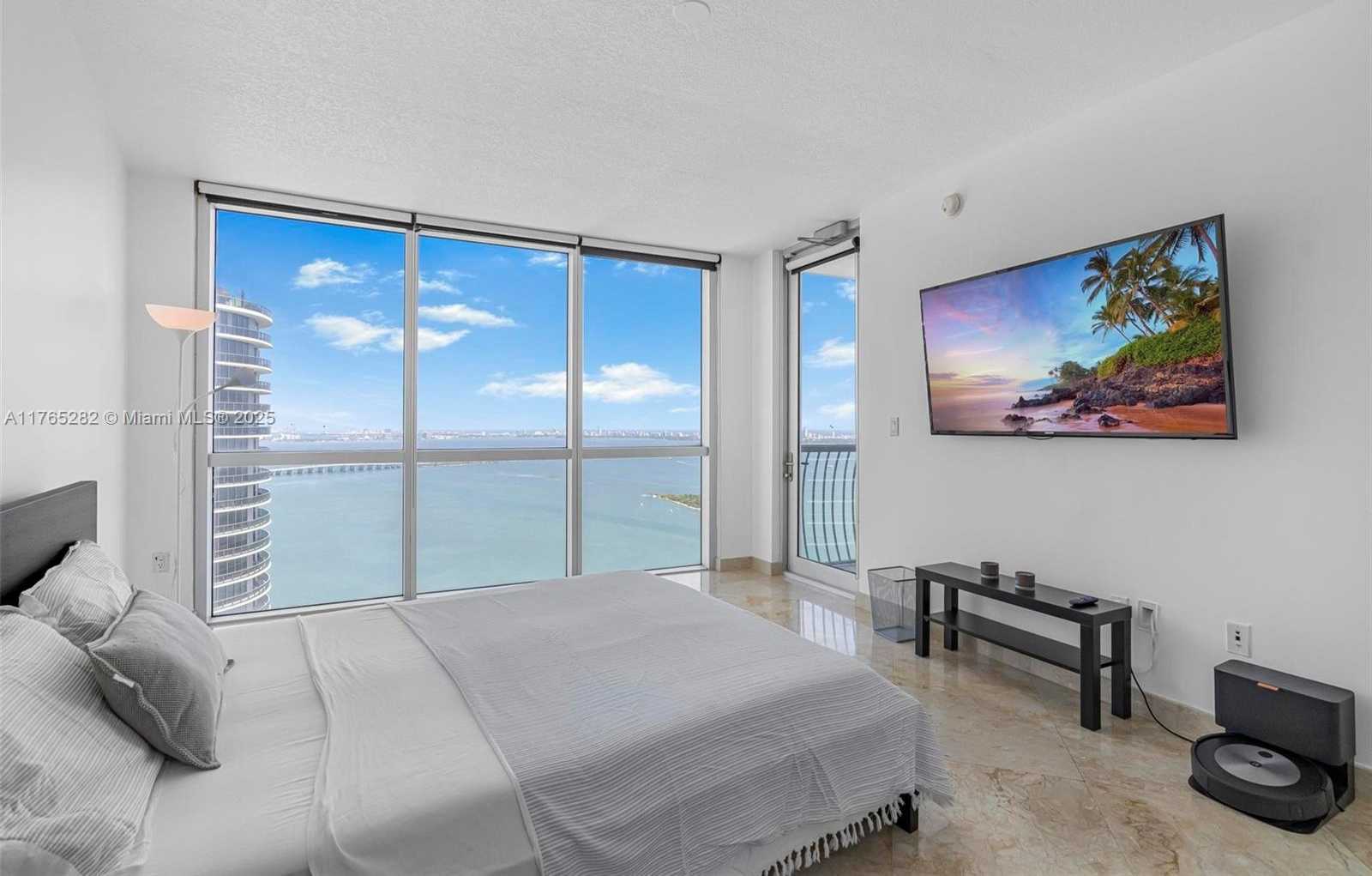 Small Image of 1750 NORTH BAYSHORE DR #5201, Miami Number 15