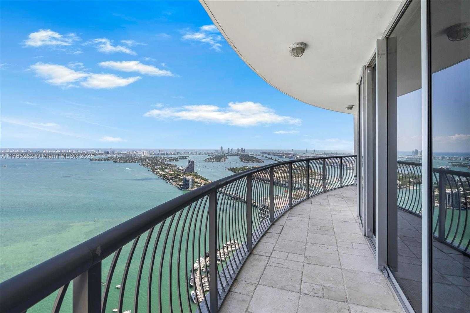 Small Image of 1750 NORTH BAYSHORE DR #5201, Miami Number 23