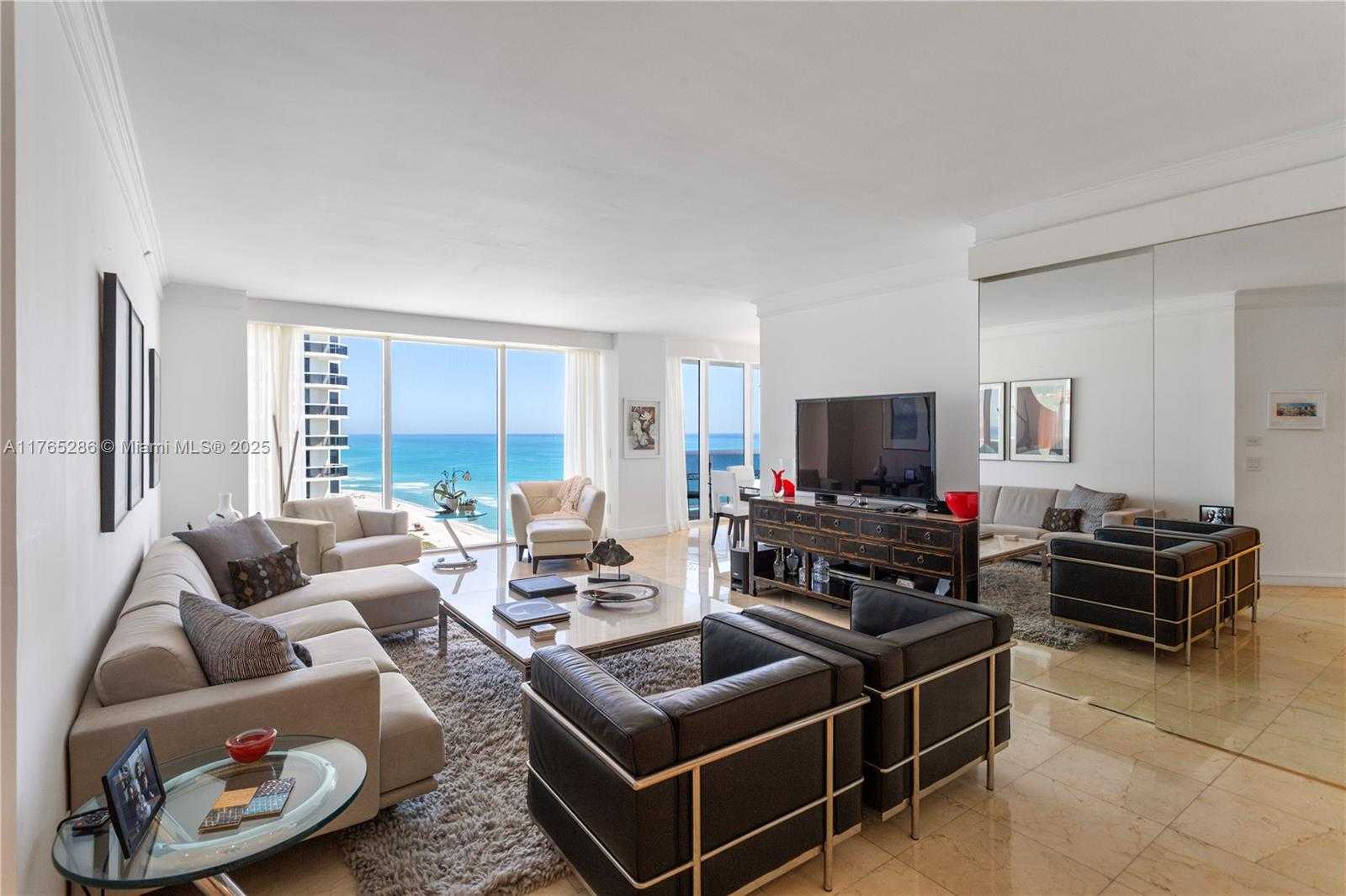 Small Image of 4775 COLLINS AVE #2101, Miami Beach Number 3