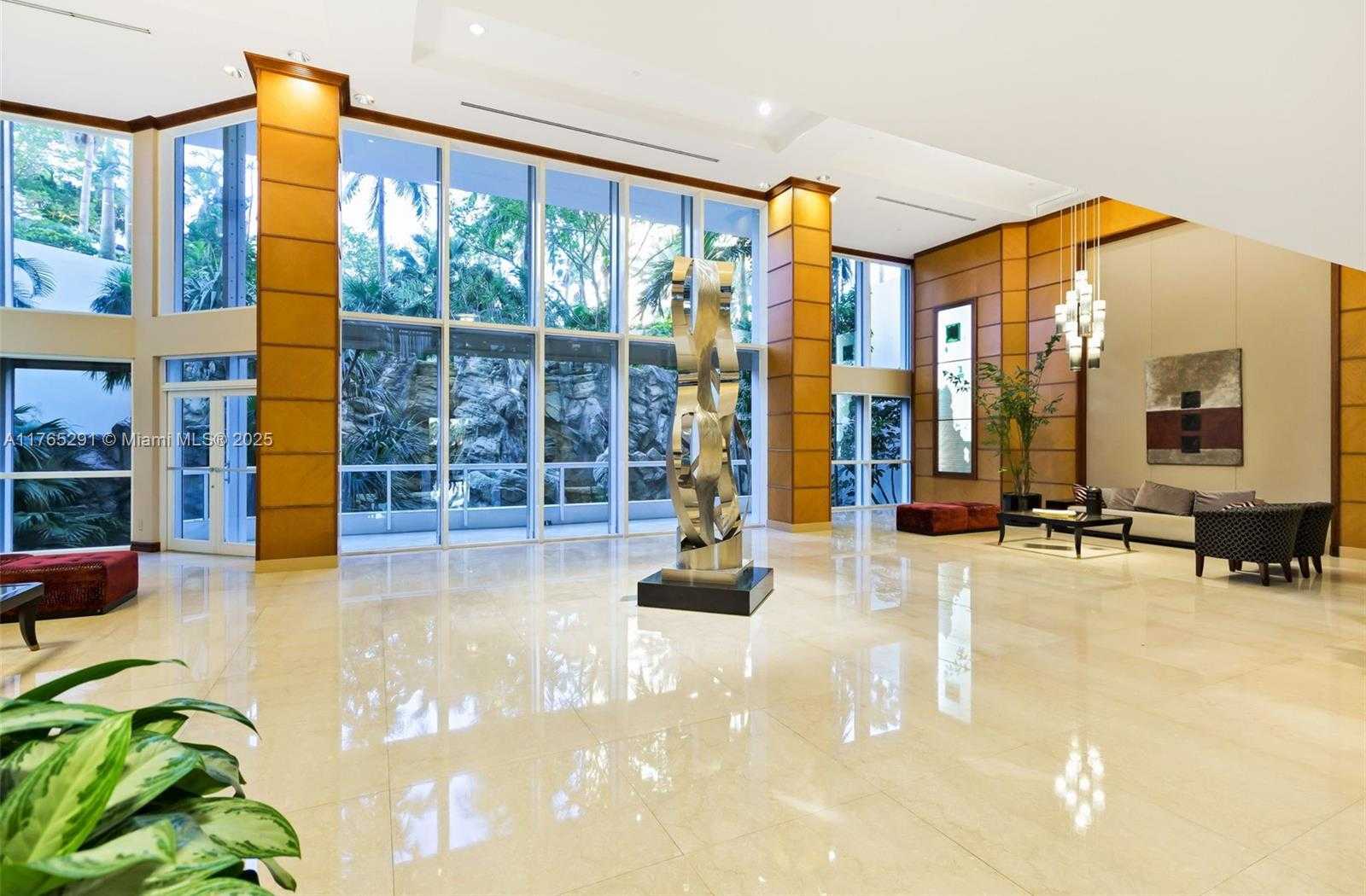 Small Image of 21205 YACHT CLUB DR #2605, Aventura Number 29