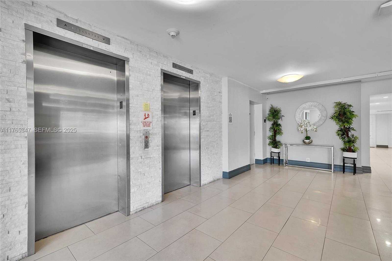 Small Image of 2681 SOUTH COURSE DR #912, Pompano Beach Number 26