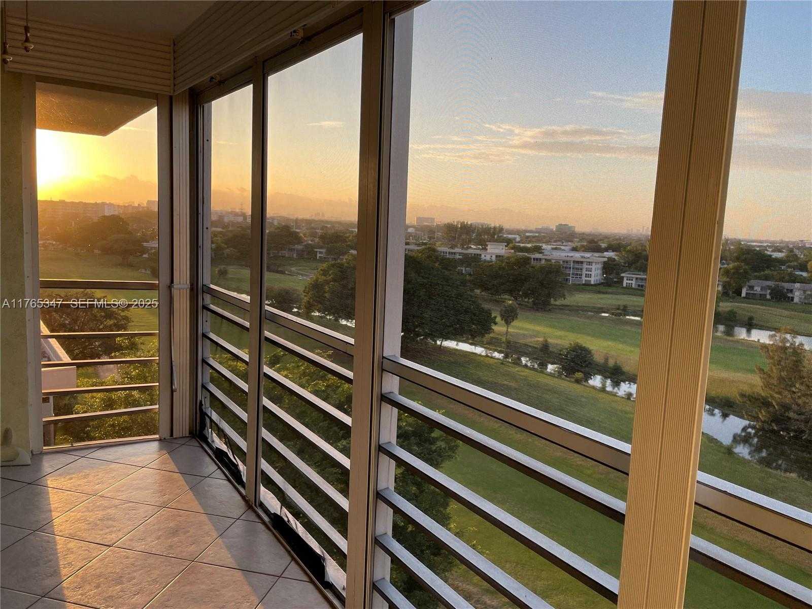 Small Image of 2681 SOUTH COURSE DR #912, Pompano Beach Number 42