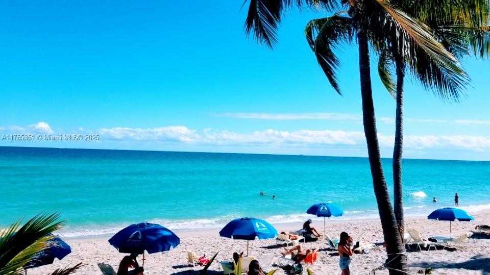 Small Image of 2030 SOUTH OCEAN DR #327, Hallandale Beach Number 16