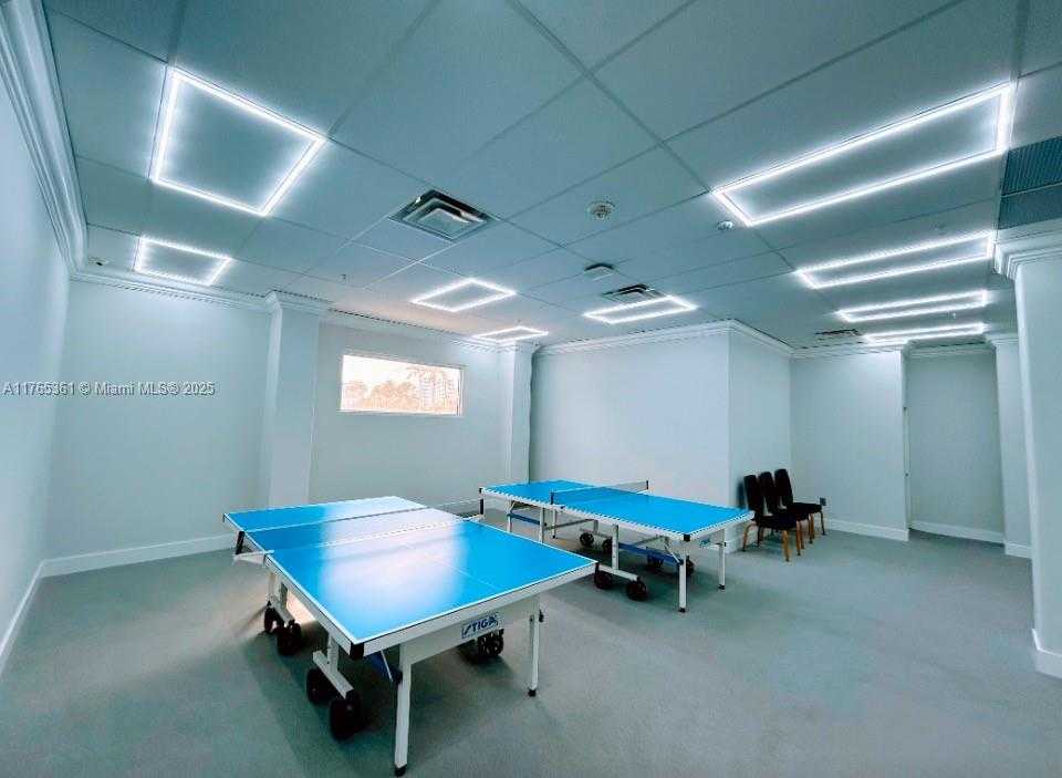 Small Image of 2030 SOUTH OCEAN DR #327, Hallandale Beach Number 27