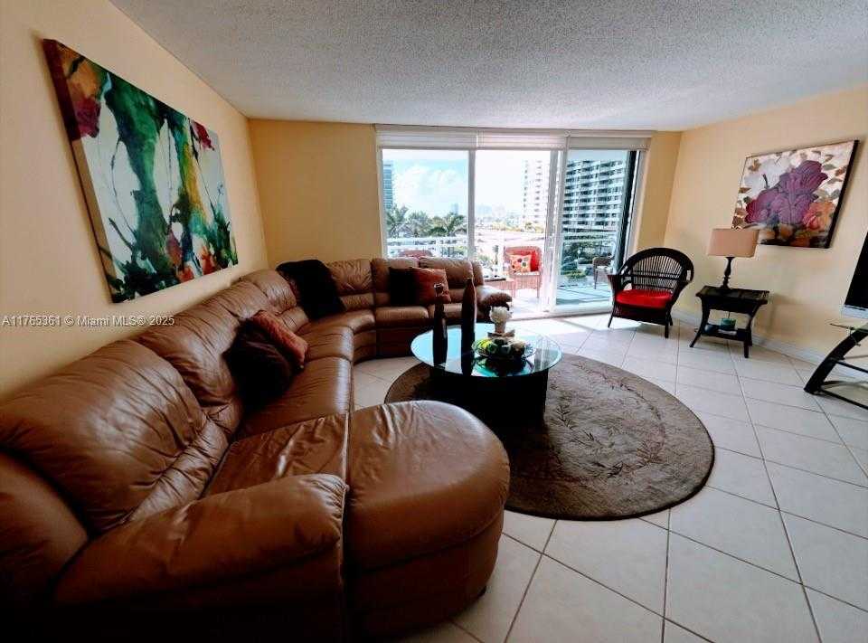 Small Image of 2030 SOUTH OCEAN DR #327, Hallandale Beach Number 34