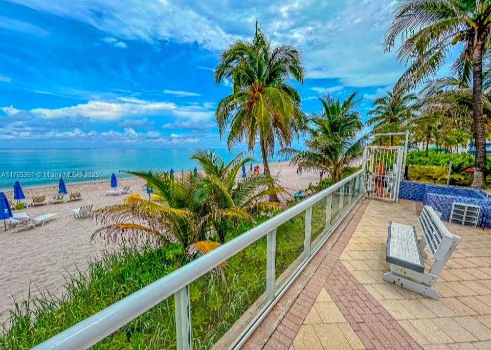Small Image of 2030 SOUTH OCEAN DR #327, Hallandale Beach Number 5