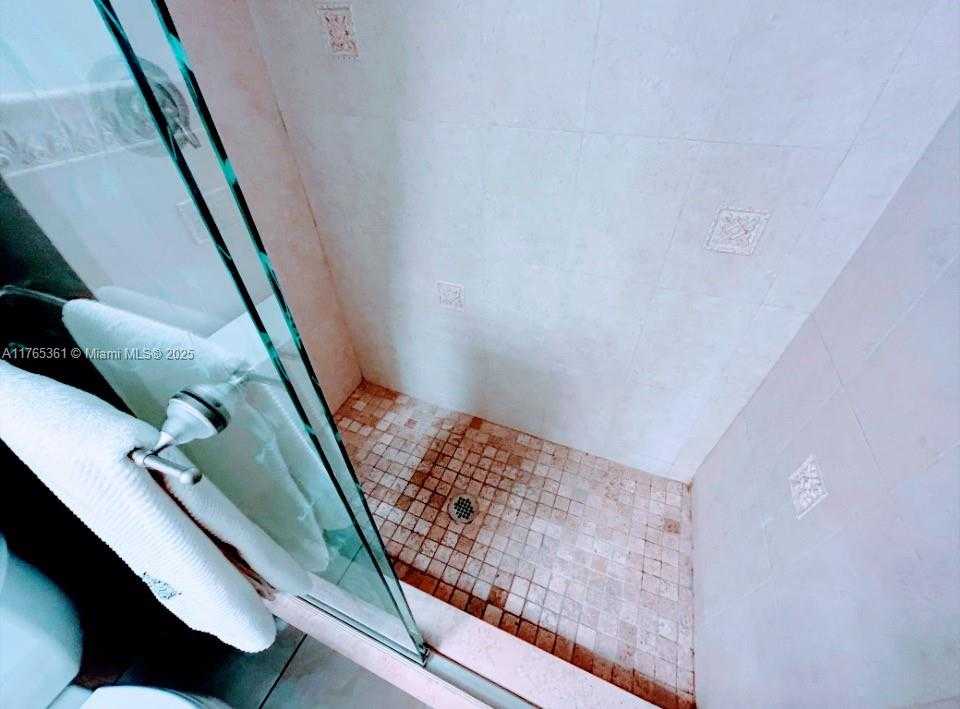 Small Image of 2030 SOUTH OCEAN DR #327, Hallandale Beach Number 62