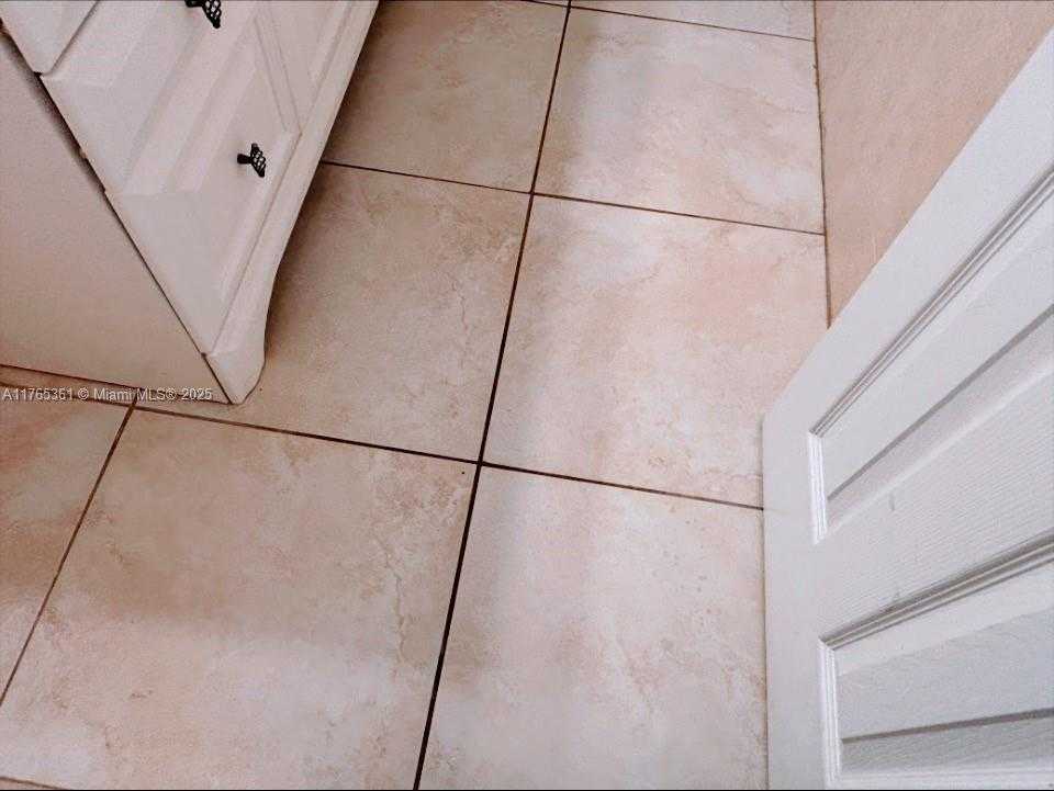 Small Image of 2030 SOUTH OCEAN DR #327, Hallandale Beach Number 63