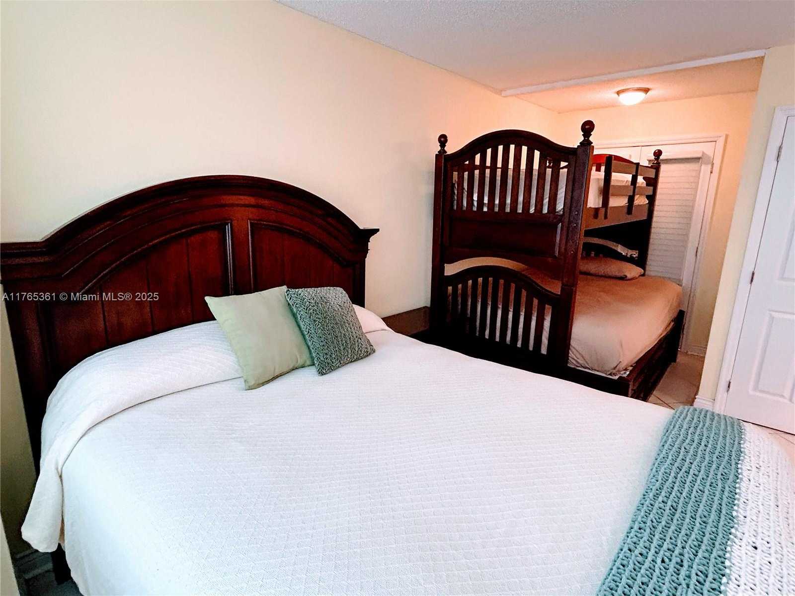 Small Image of 2030 SOUTH OCEAN DR #327, Hallandale Beach Number 66