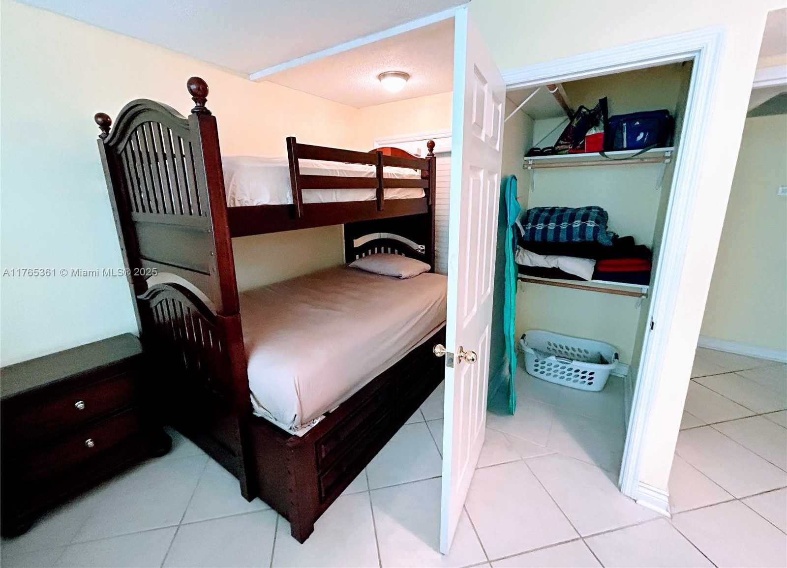 Small Image of 2030 SOUTH OCEAN DR #327, Hallandale Beach Number 69