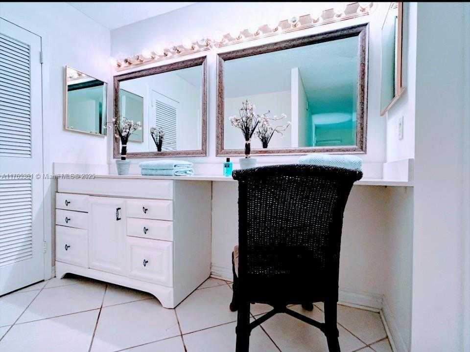 Small Image of 2030 SOUTH OCEAN DR #327, Hallandale Beach Number 80