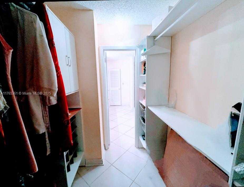 Small Image of 2030 SOUTH OCEAN DR #327, Hallandale Beach Number 87