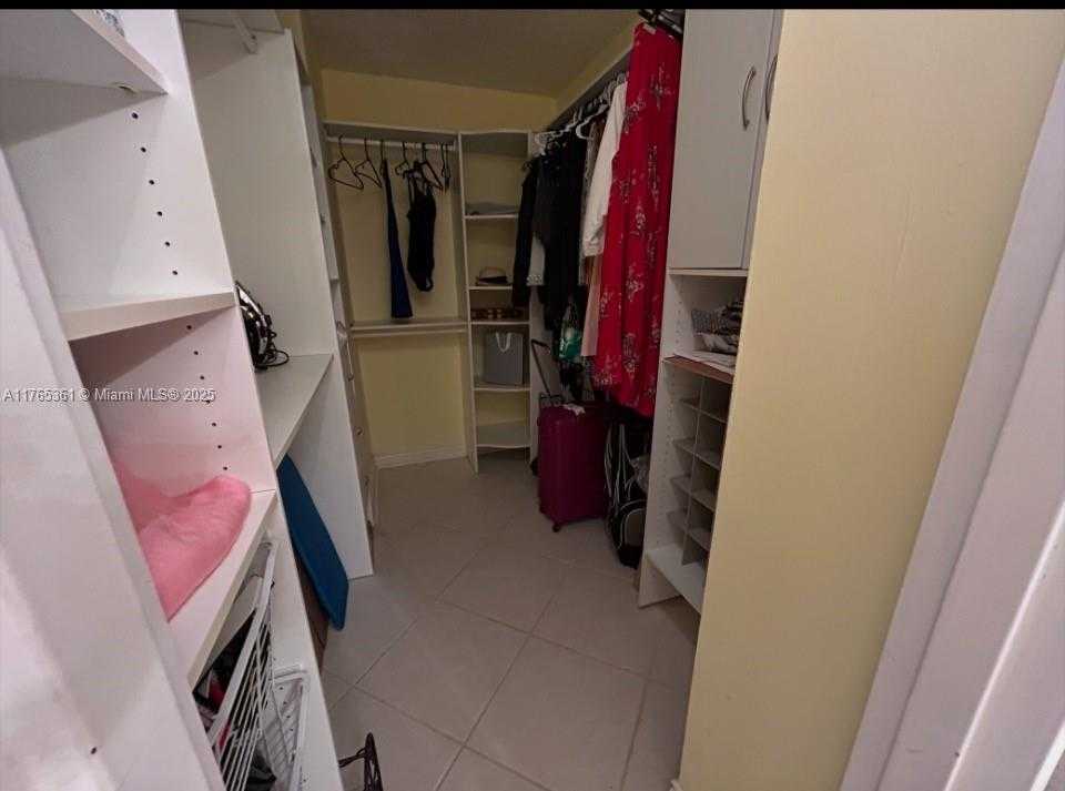 Small Image of 2030 SOUTH OCEAN DR #327, Hallandale Beach Number 89