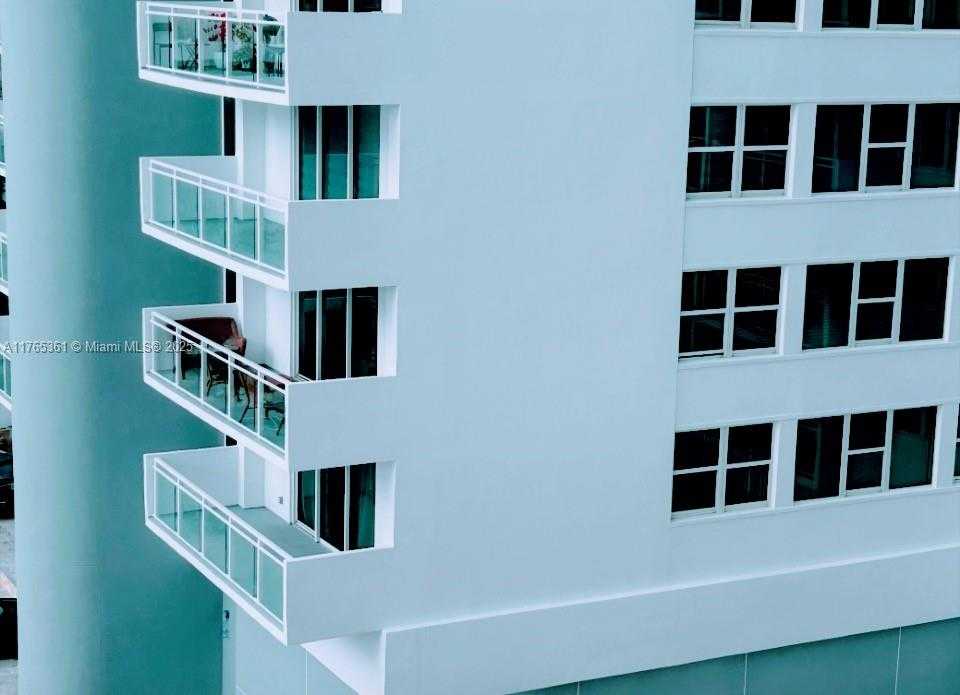Small Image of 2030 SOUTH OCEAN DR #327, Hallandale Beach Number 90