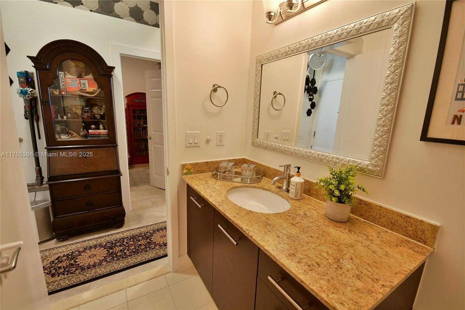 Small Image of 3029 NORTH EAST 188TH ST #902, Aventura Number 11
