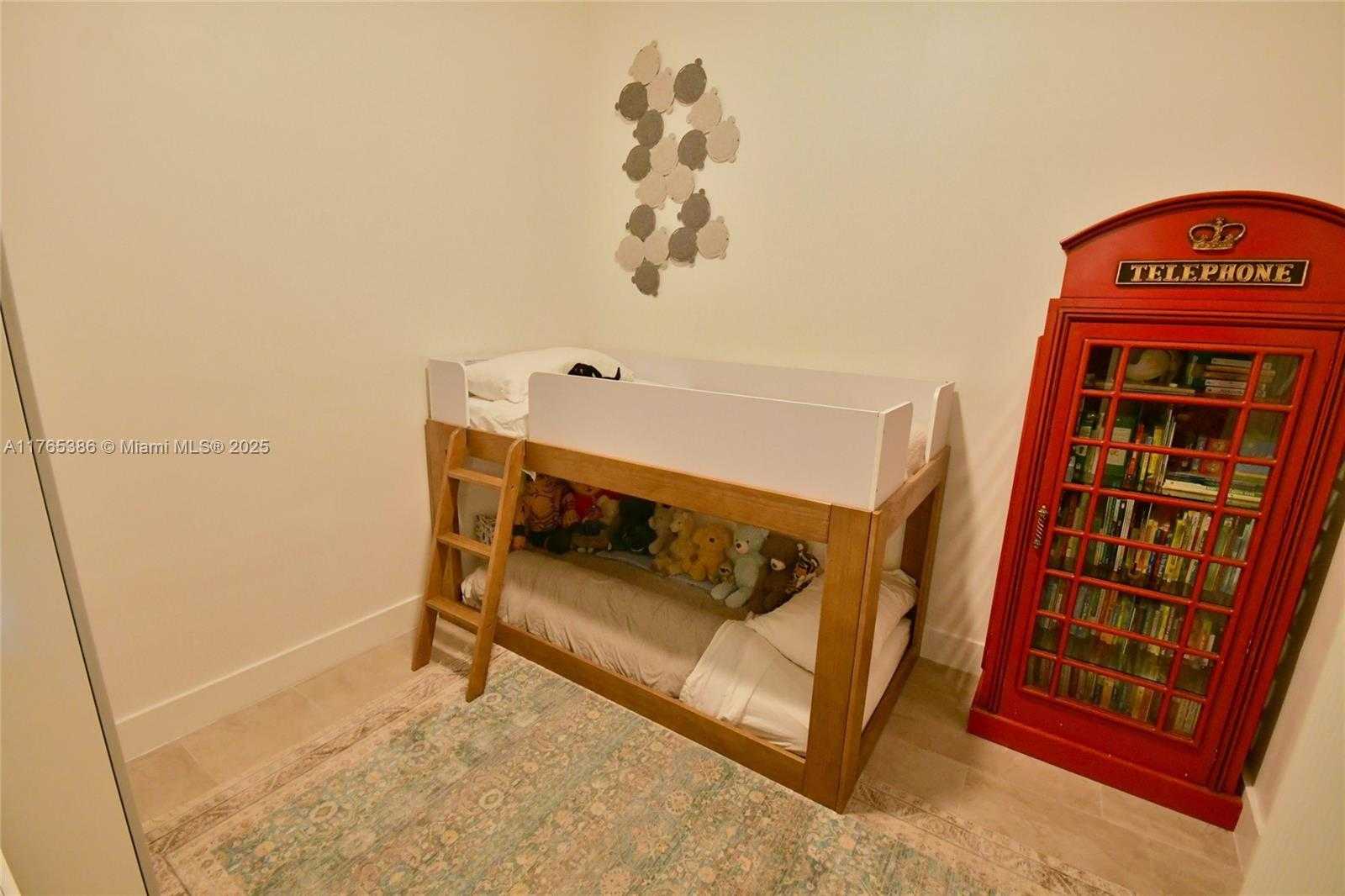 Small Image of 3029 NORTH EAST 188TH ST #902, Aventura Number 12