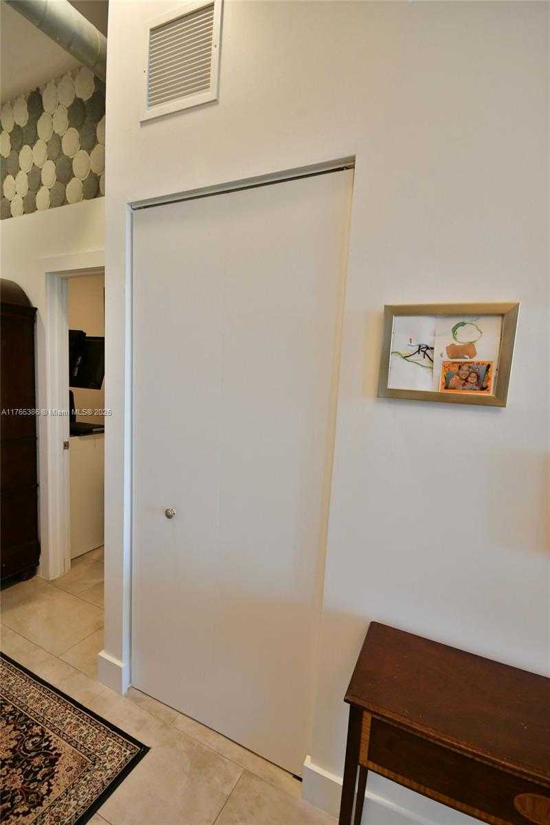 Small Image of 3029 NORTH EAST 188TH ST #902, Aventura Number 18