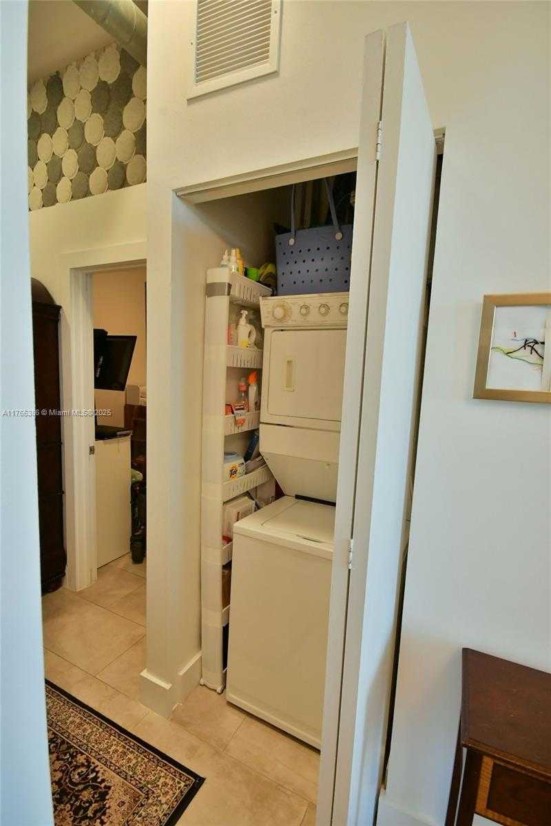 Small Image of 3029 NORTH EAST 188TH ST #902, Aventura Number 19