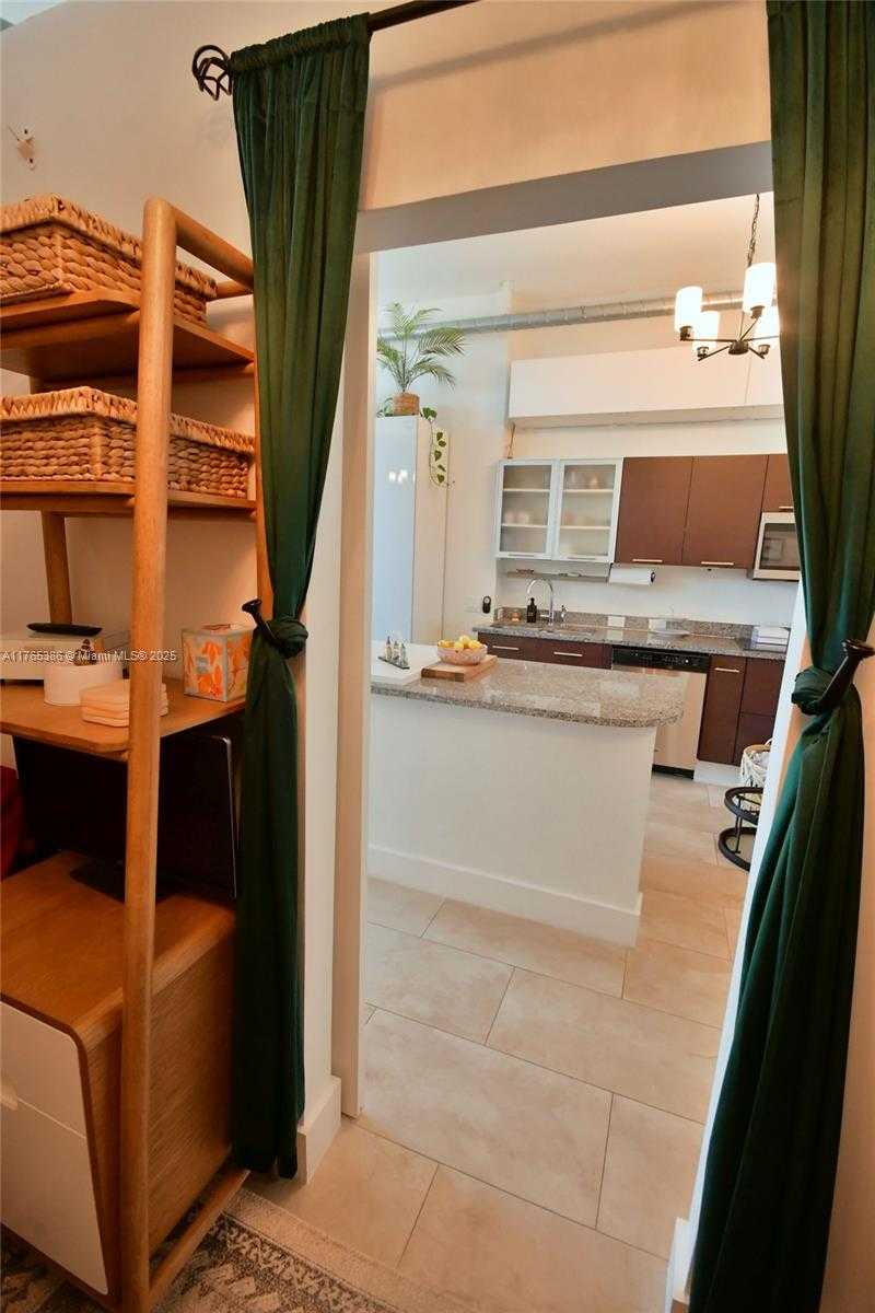 Small Image of 3029 NORTH EAST 188TH ST #902, Aventura Number 23