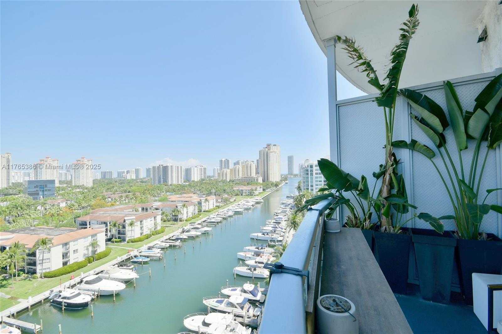 Small Image of 3029 NORTH EAST 188TH ST #902, Aventura Number 27