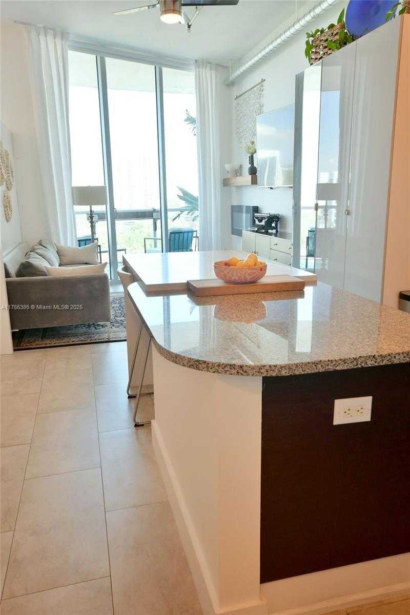 Small Image of 3029 NORTH EAST 188TH ST #902, Aventura Number 38