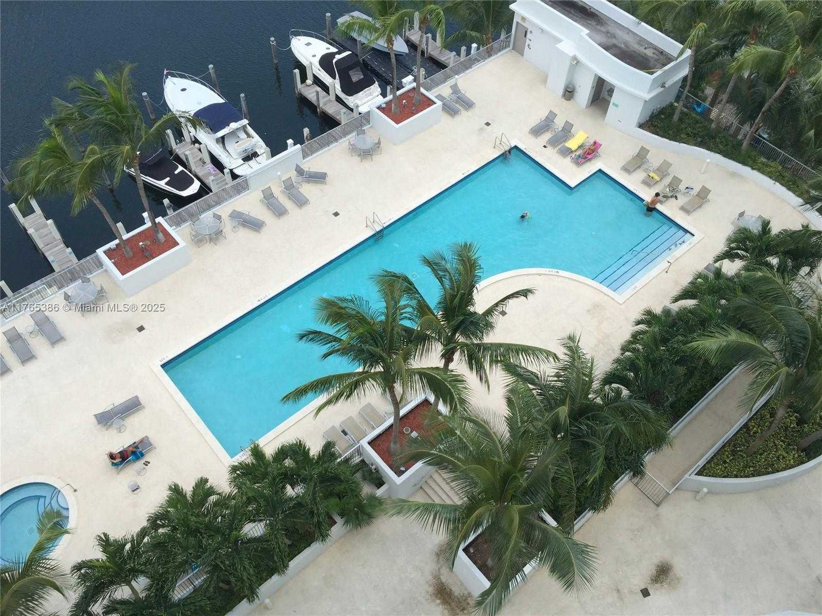 Small Image of 3029 NORTH EAST 188TH ST #902, Aventura Number 39
