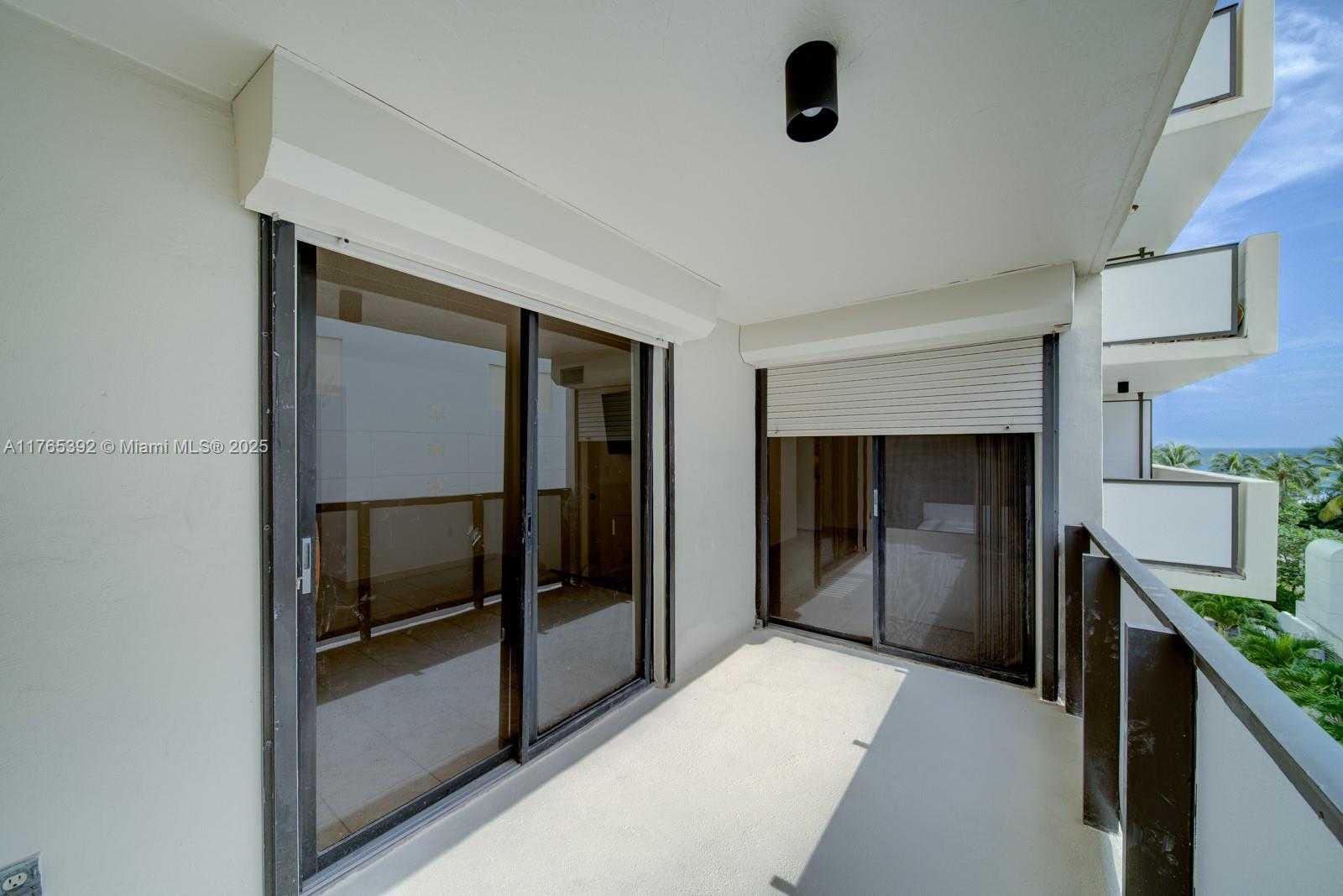 Small Image of 1623 COLLINS AVE #512, Miami Beach Number 28