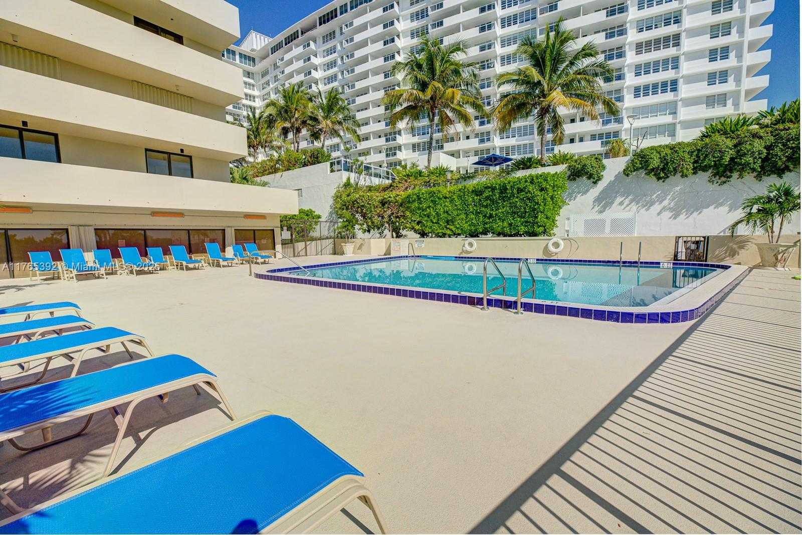 Small Image of 1623 COLLINS AVE #512, Miami Beach Number 4