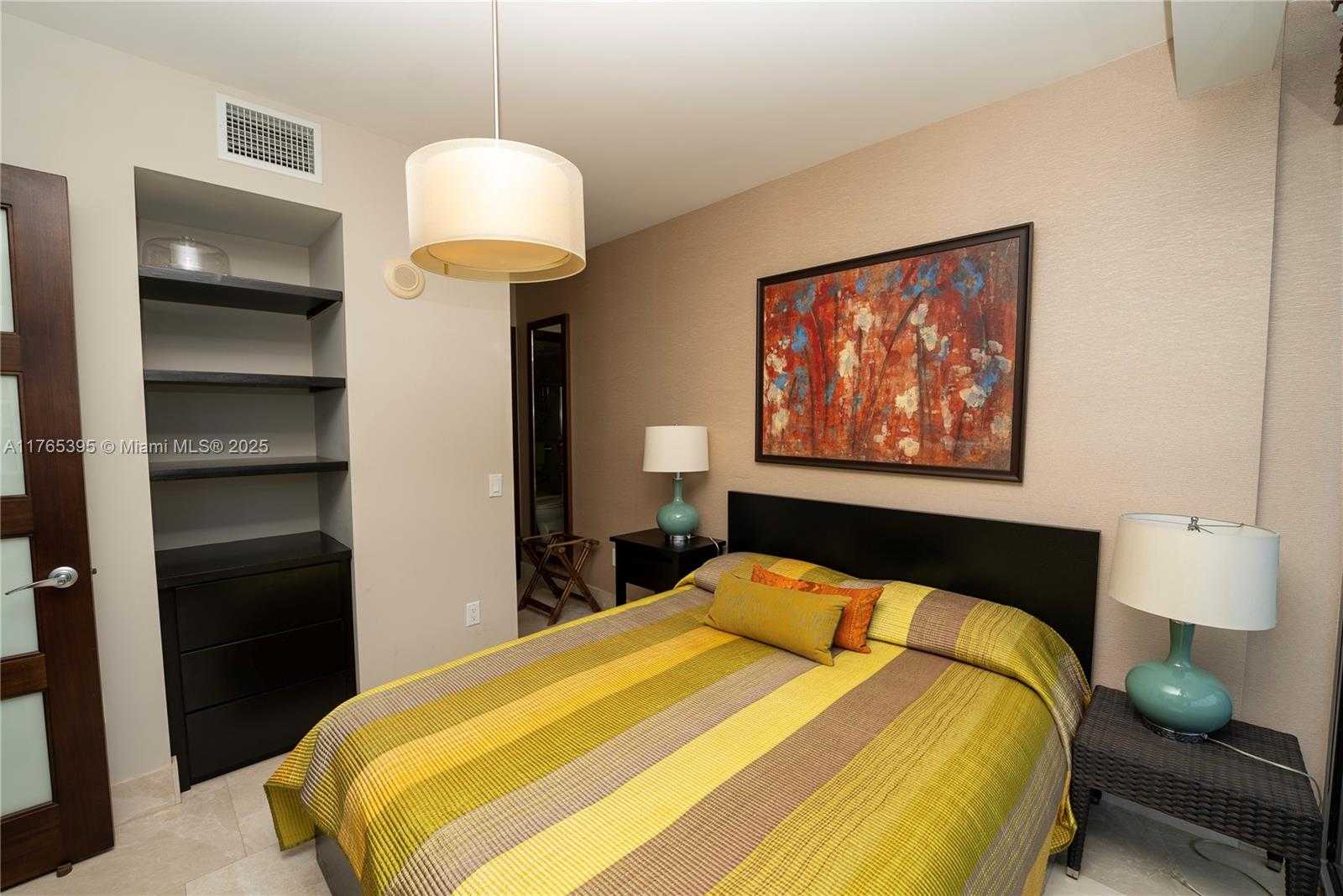 Small Image of 5875 COLLINS AVE #1603, Miami Beach Number 19
