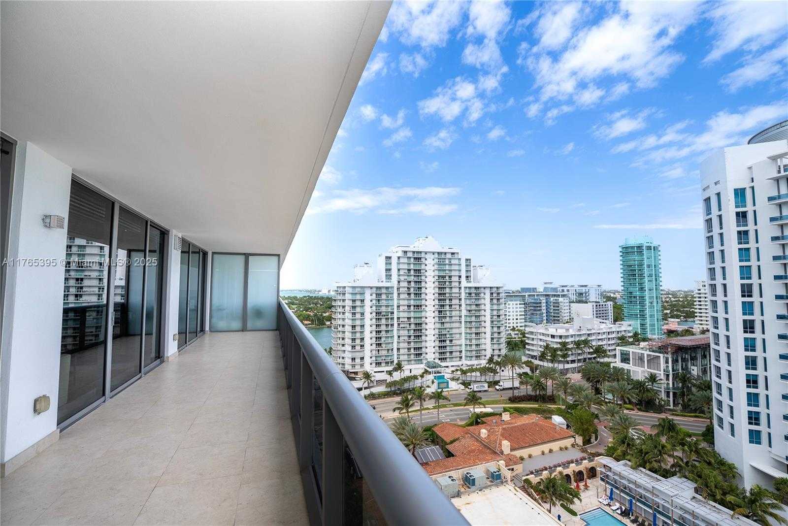 Small Image of 5875 COLLINS AVE #1603, Miami Beach Number 23