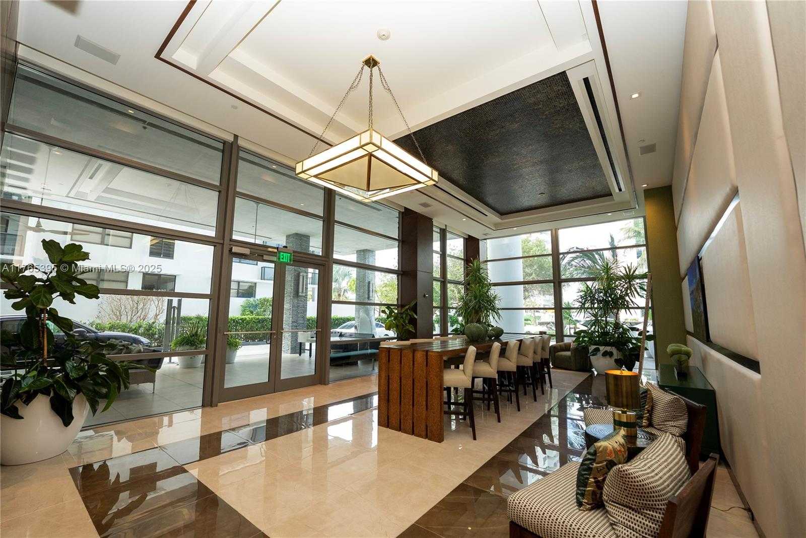 Small Image of 5875 COLLINS AVE #1603, Miami Beach Number 36