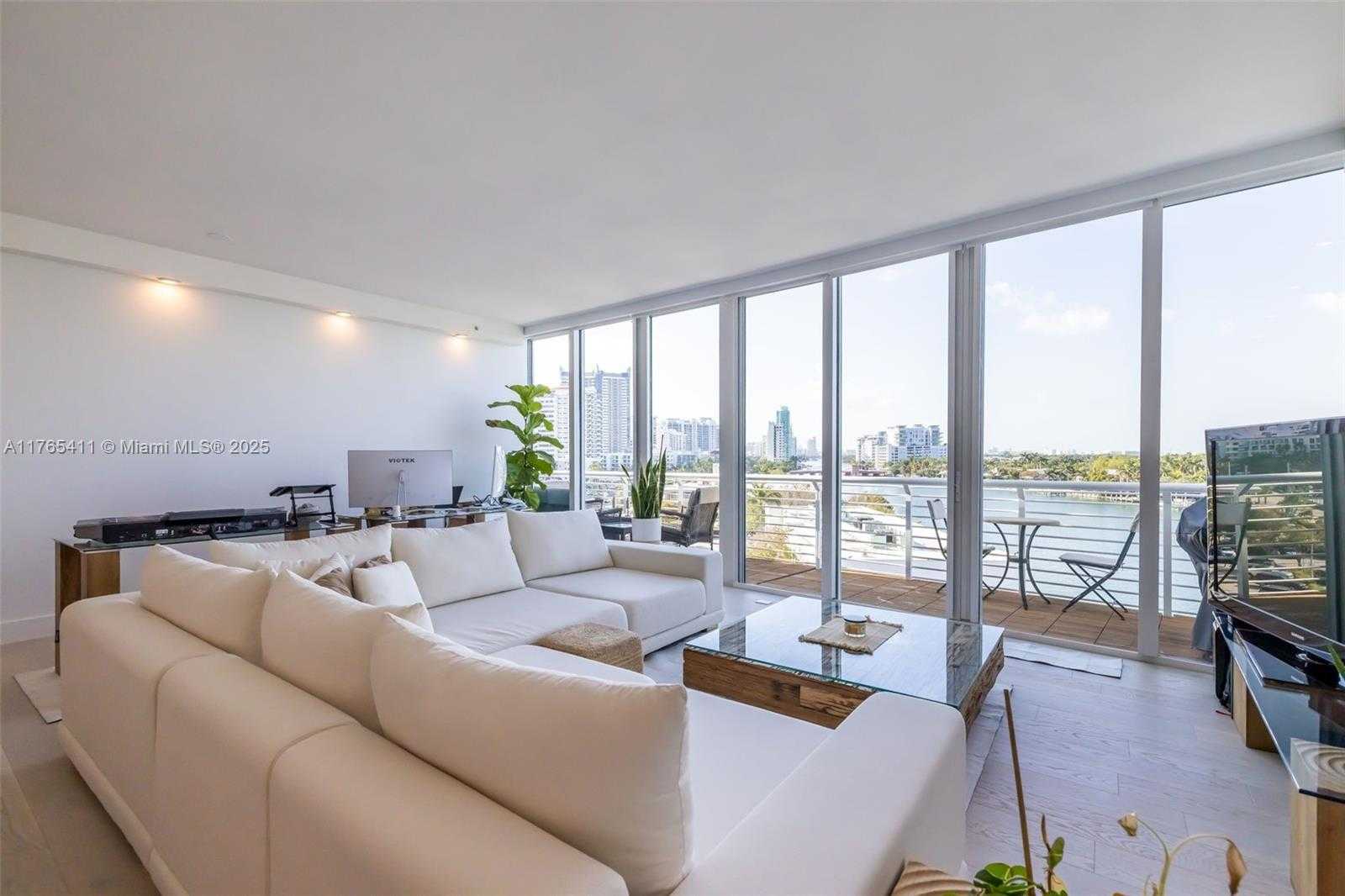 Small Image of 6580 INDIAN CREEK DR #603, Miami Beach Number 22