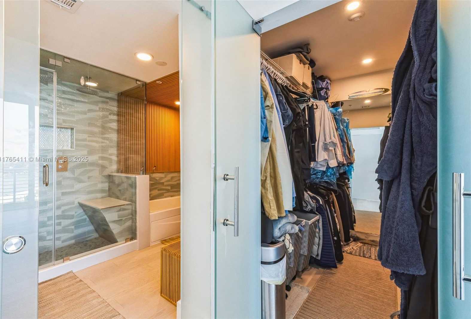 Small Image of 6580 INDIAN CREEK DR #603, Miami Beach Number 27