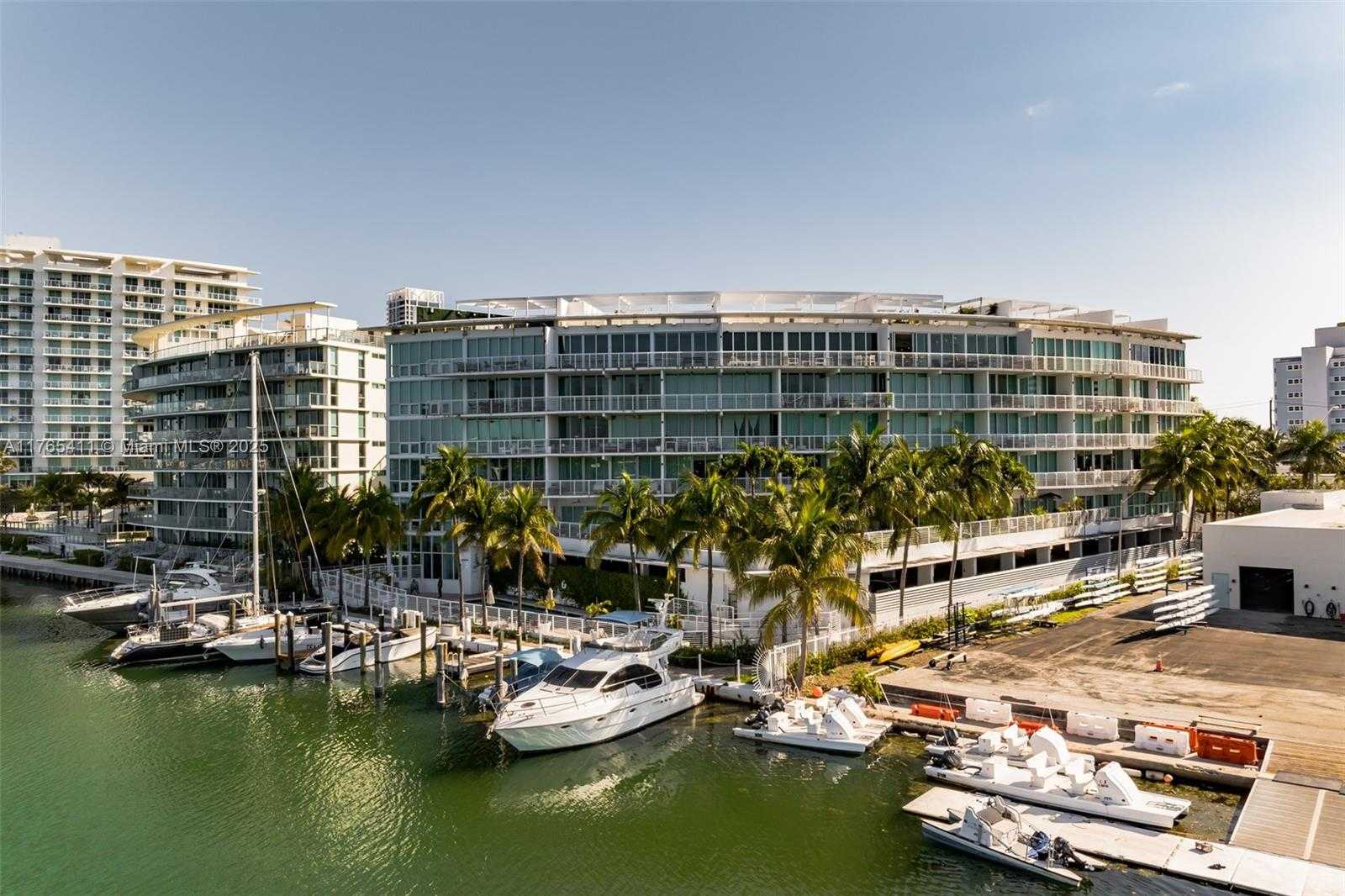 Small Image of 6580 INDIAN CREEK DR #603, Miami Beach Number 3