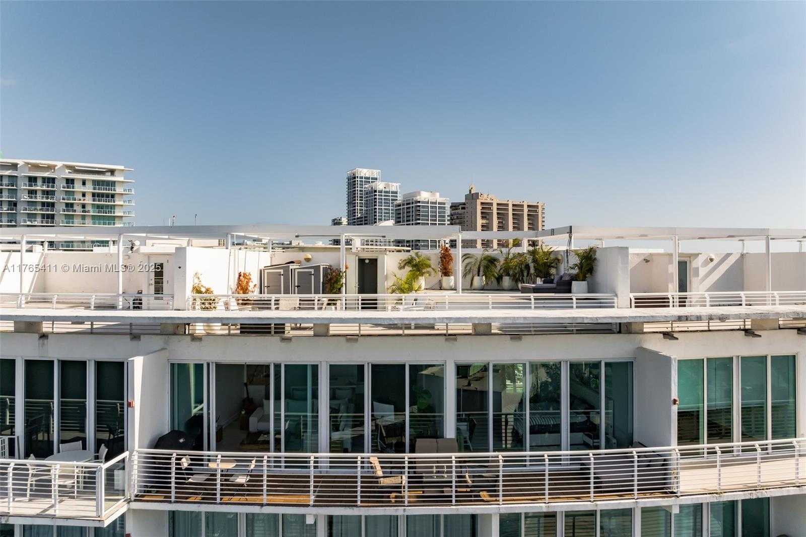Small Image of 6580 INDIAN CREEK DR #603, Miami Beach Number 38