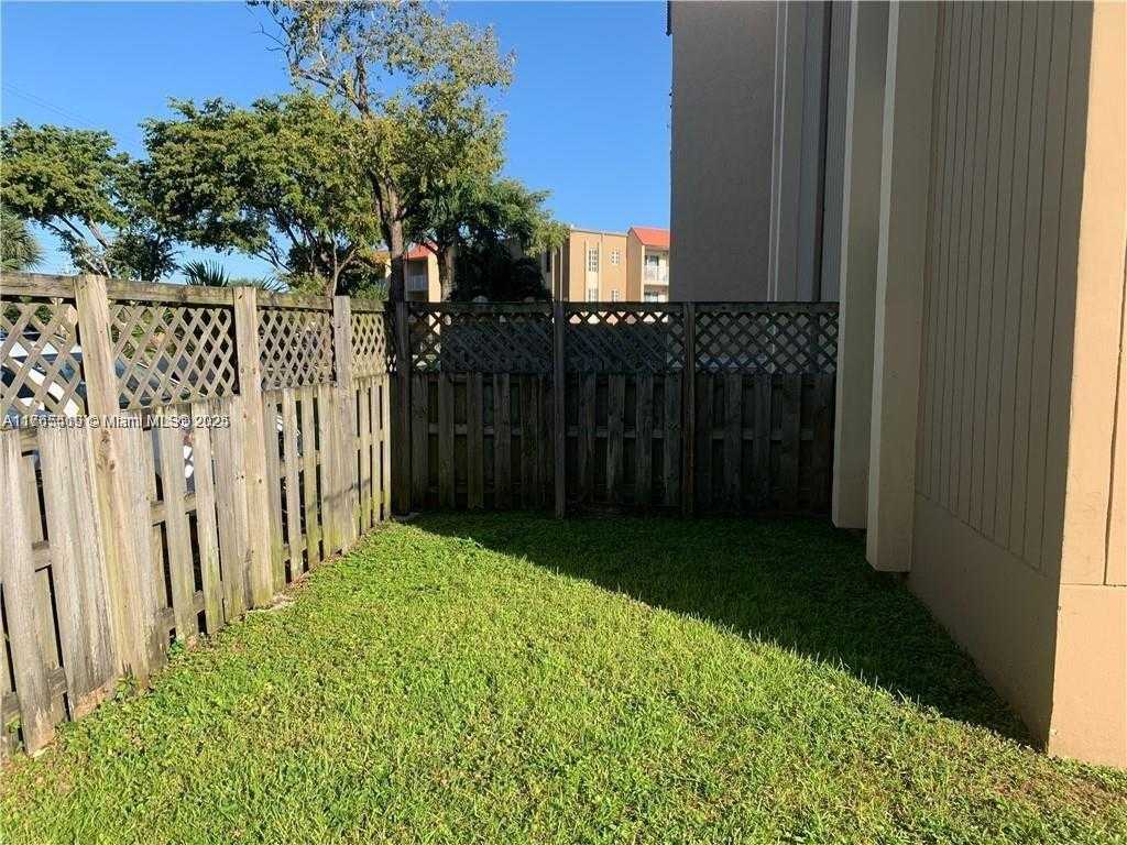 Small Image of 4810 NORTH WEST 79TH AVE #108, Doral Number 13