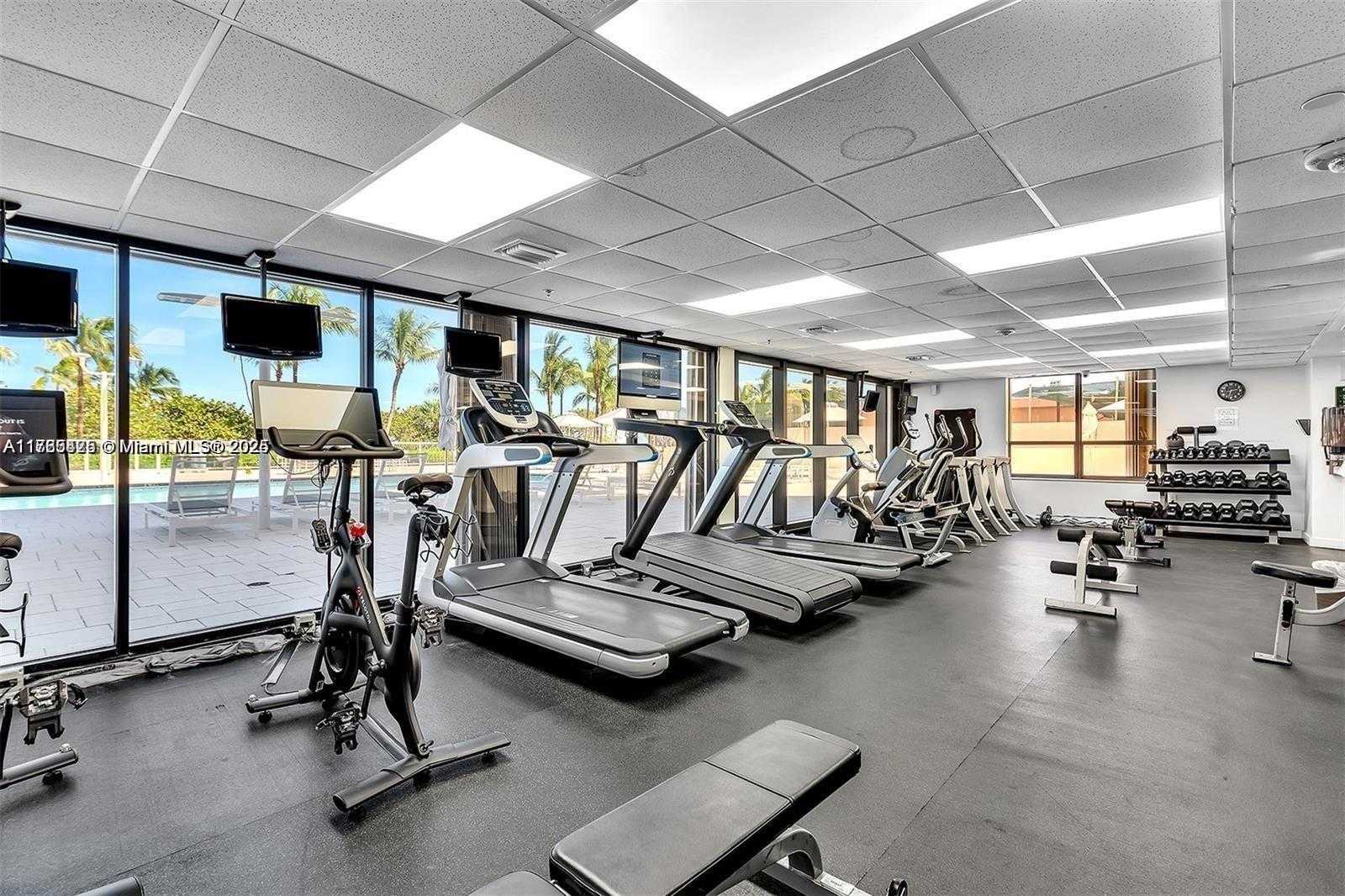 Small Image of 10185 COLLINS AVE #410, Bal Harbour Number 4