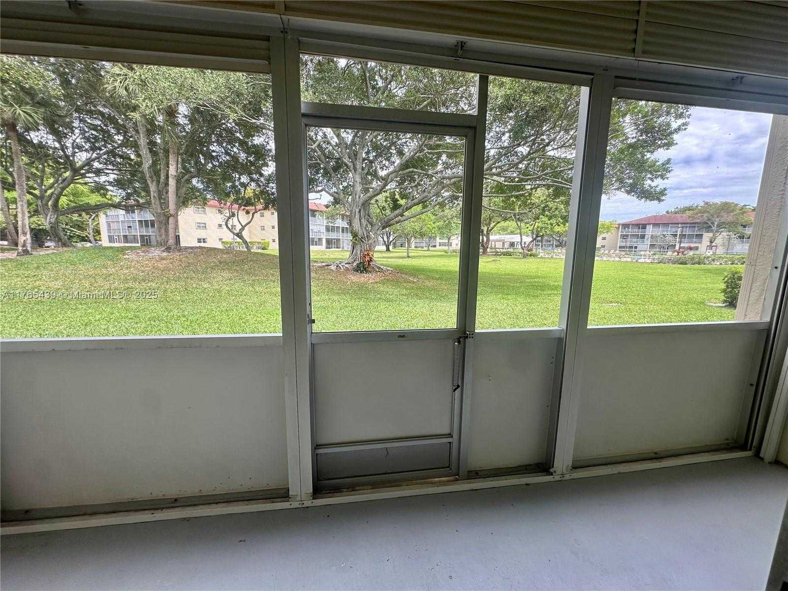Small Image of 151 SOUTH WEST 134TH WAY #107N, Pembroke Pines Number 22