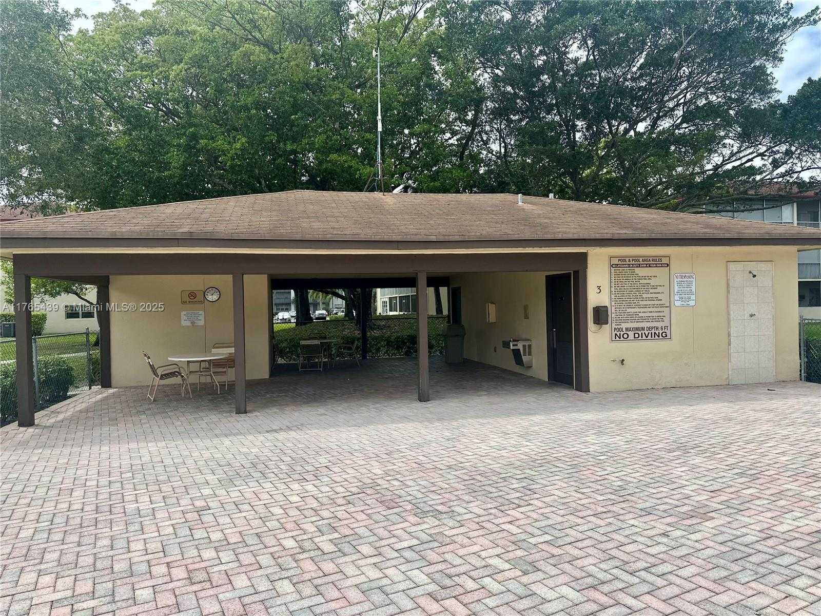 Small Image of 151 SOUTH WEST 134TH WAY #107N, Pembroke Pines Number 4