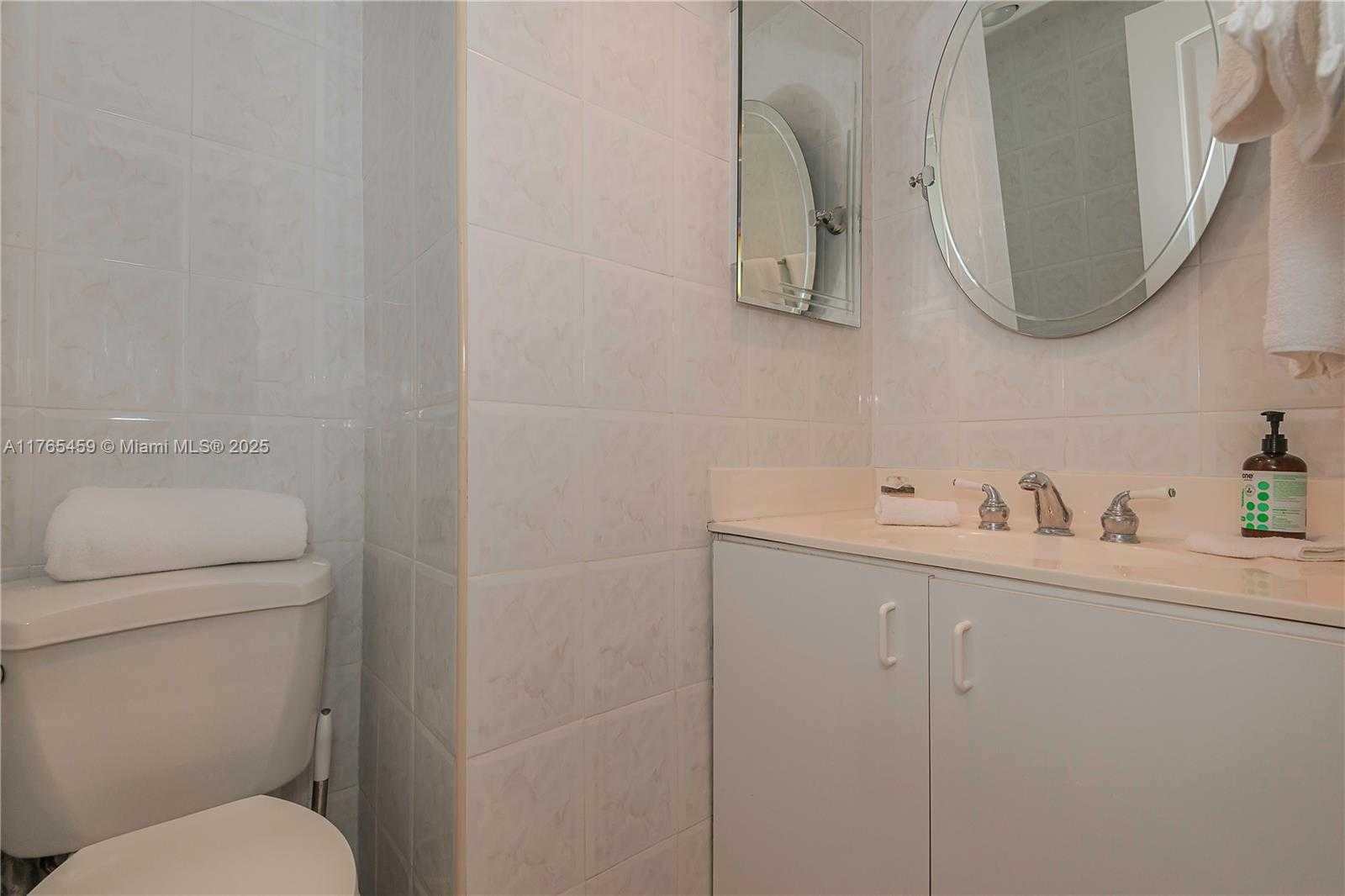 Small Image of 10185 COLLINS AVE #212, Bal Harbour Number 8