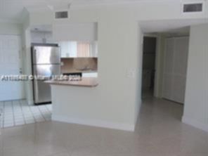 Small Image of 8343 LAKE DR #207, Doral Number 3